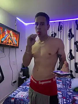 jhuan99 online show from June 24, 5:32 am