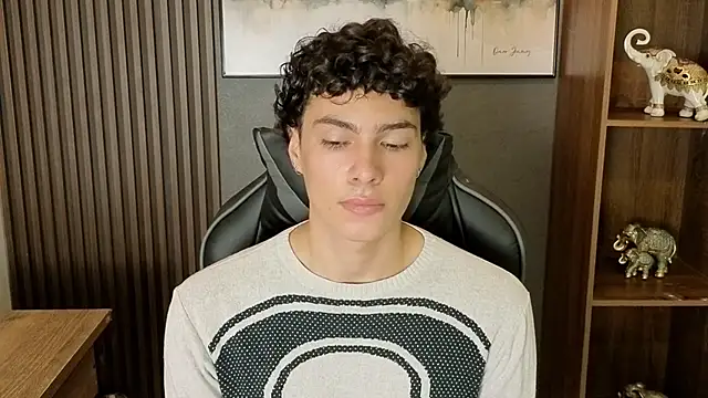 Esteban Fire online show from May 29, 4:28 pm