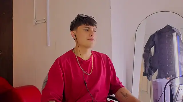 angel still  online show from July 12, 4:25 am