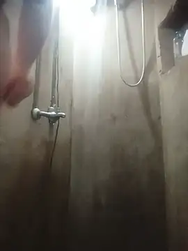 EnjoyingOutsize online show from July 25, 10:12 am