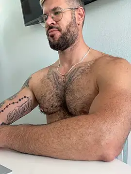 mrbighairychest online show from July 3, 4:24 pm