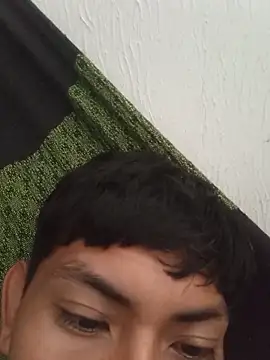 novinhogtz18anos online show from June 15, 3:59 pm