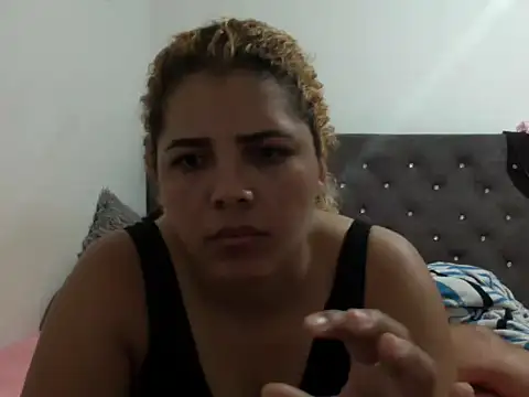 ValentinaByJulianSxxx online show from July 13, 4:14 am