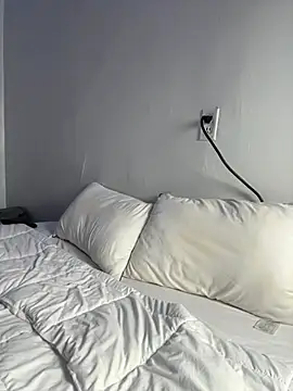 hendermvp07 online show from June 16, 5:54 am