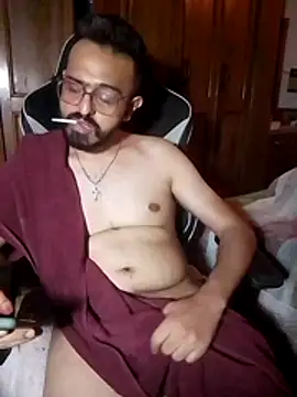 freakkydessi online show from July 5, 12:03 am