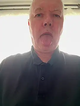 cumboy online show from June 12, 9:29 am