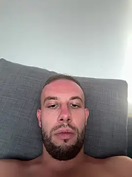 tittolone98 online show from July 30, 5:45 pm
