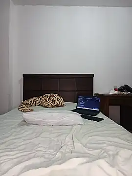 daniielle online show from July 29, 11:26 pm