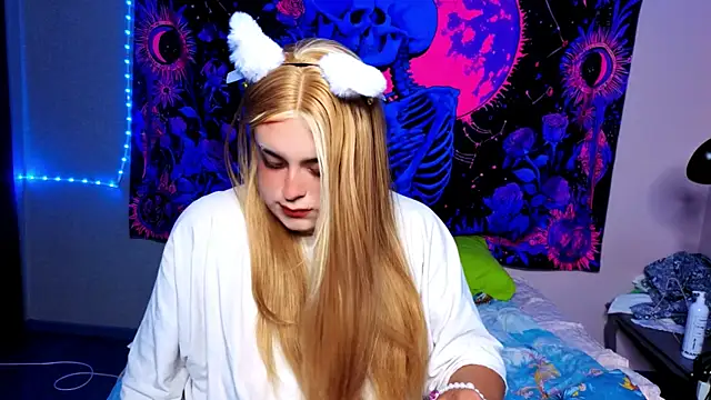 Princess Diana2 online show from July 21, 8:22 pm