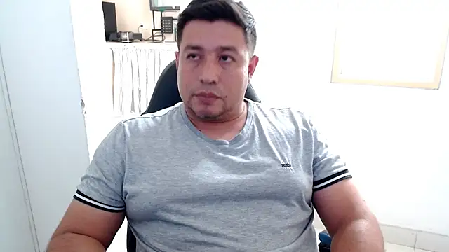 lianjuc06 online show from July 31, 3:00 pm