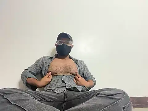 hairybear777 online show from July 31, 6:46 am