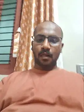 reegan0000 online show from August 3, 12:33 pm