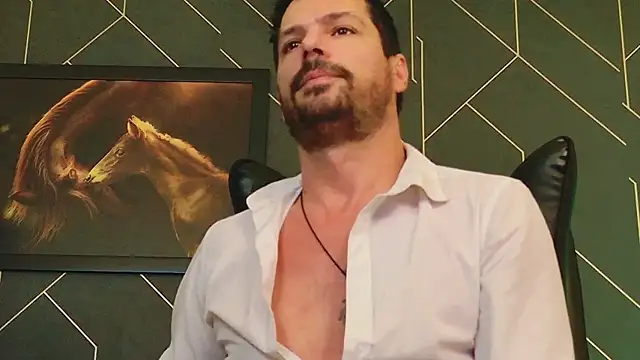 ChrisKox online show from December 5, 6:02 pm