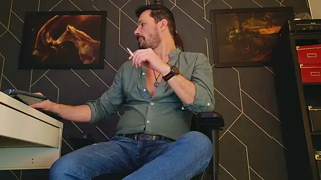 ChrisKox online show from February 18, 6:06 pm