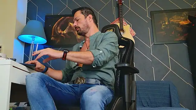 ChrisKox online show from September 23, 5:07 am