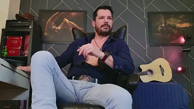 ChrisKox online show from January 11, 1:32 pm