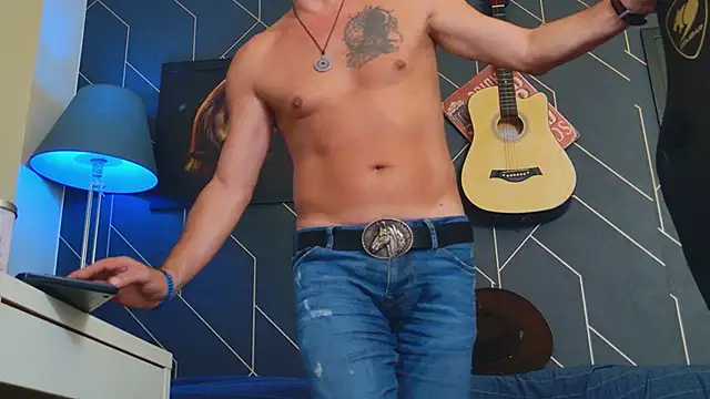 ChrisKox online show from September 29, 12:46 pm