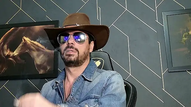 ChrisKox online show from January 30, 1:22 am