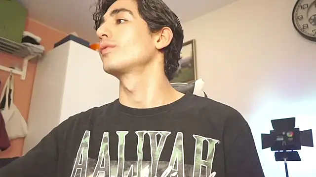 AlanDeNavarre online show from February 11, 9:46 pm