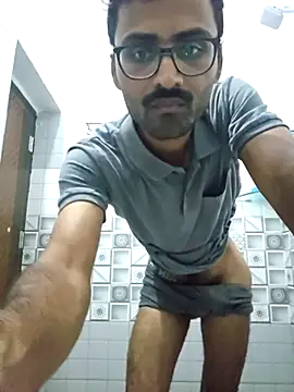 Snapshot of krishna8035 chatting on October 8, 1:59 pm krishna8035 online show from October 8, 1:59 pm