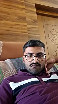 Snapshot of krishna8035 chatting on February 16, 11:05 am krishna8035 online show from February 16, 11:05 am