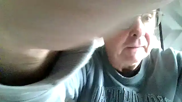 shysuckinguy online show from November 16, 12:18 pm