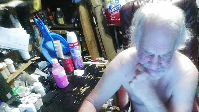 russtee online show from January 10, 6:34 pm