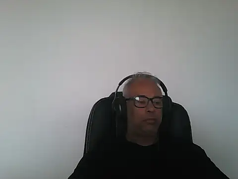 MorenoBrazil69 online show from October 24, 6:20 pm