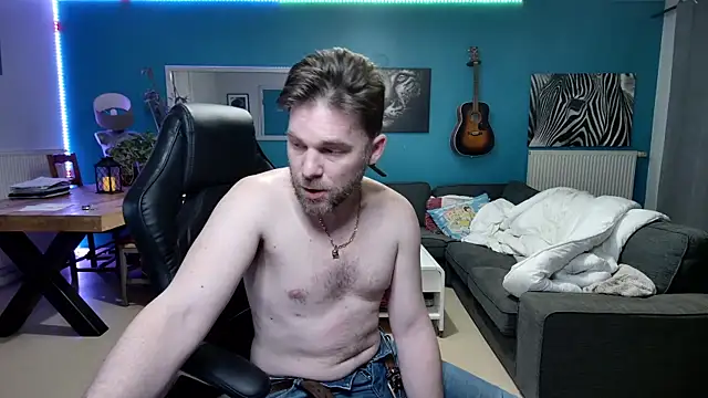 tom sauwer online show from January 31, 2:48 am