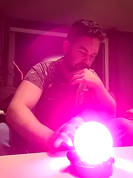 tom sauwer online show from October 2, 8:35 pm