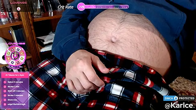 Snapshot of karlce chatting on December 4, 3:59 am karlce online show from December 4, 3:59 am