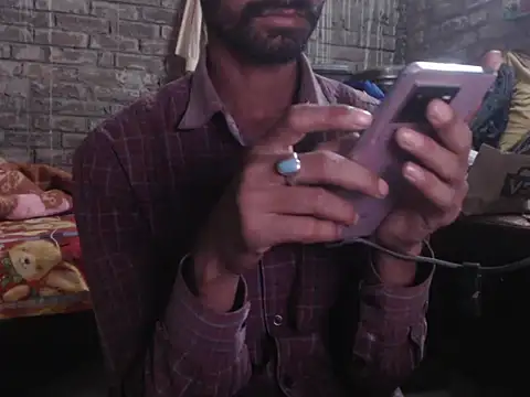 ThethunderPo online show from November 29, 7:32 am