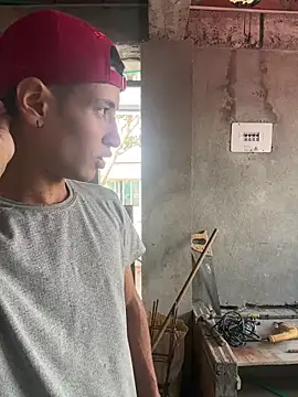 RetainedHound online show from November 15, 3:47 pm