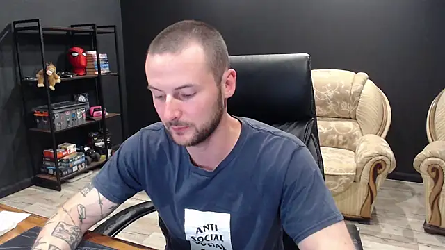 MihasikD online show from May 30, 3:56 pm