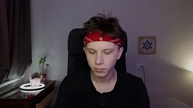 arlekincrop online show from June 4, 3:34 am