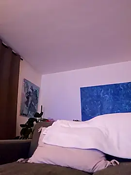 verylargecock online show from February 22, 11:50 pm