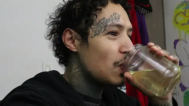 trieone online show from October 30, 9:00 am