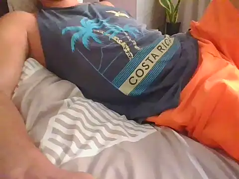 kanalettox online show from August 3, 1:28 pm