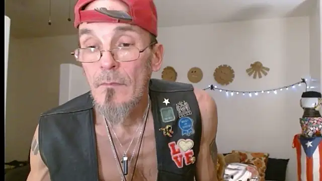 Snapshot of mycock2474u chatting on February 20, 4:07 am mycock2474u online show from February 20, 4:07 am