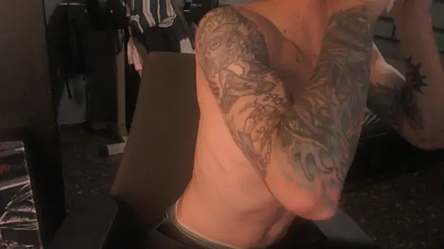 SexxxyLouis online show from April 13, 5:02 pm