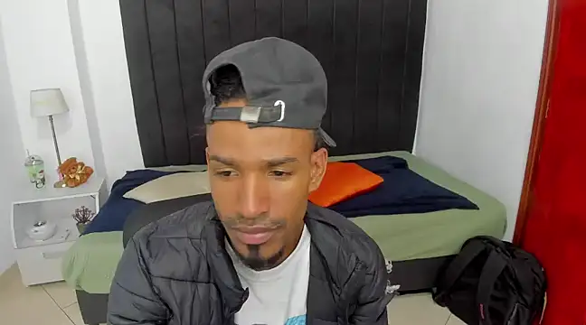 Snapshot of anhtony_wayans chatting on March 11, 11:37 pm anhtony wayans online show from March 11, 11:37 pm