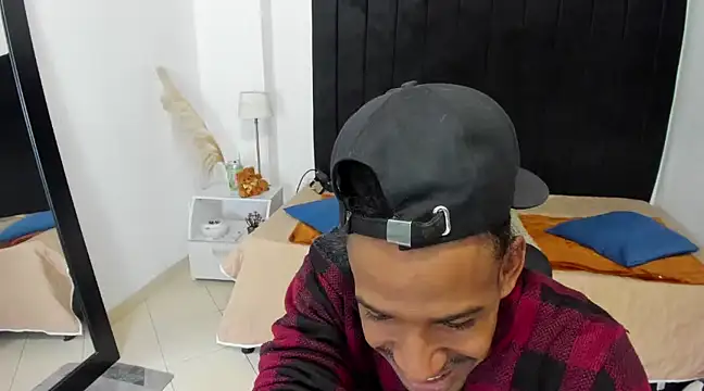 Snapshot of anhtony_wayans chatting on February 19, 11:46 pm anhtony wayans online show from February 19, 11:46 pm