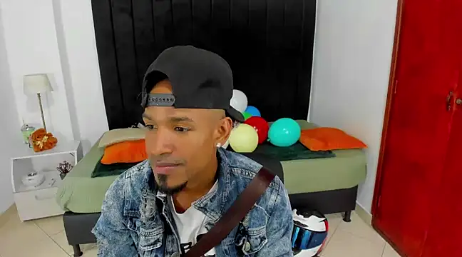 Snapshot of anhtony_wayans chatting on March 7, 11:58 pm anhtony wayans online show from March 7, 11:58 pm