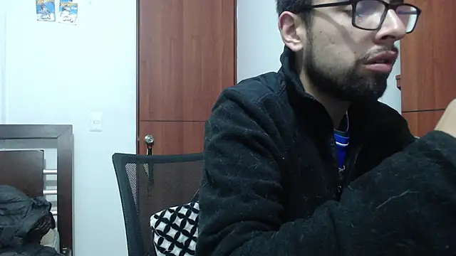 fvckolombianguyy online show from February 25, 5:08 am