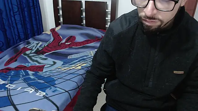 fvckolombianguyy online show from March 8, 1:37 am