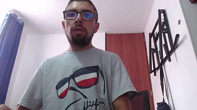 fvckolombianguyy online show from March 12, 3:18 pm