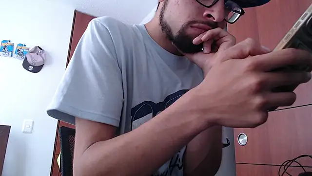 fvckolombianguyy online show from February 20, 8:25 pm