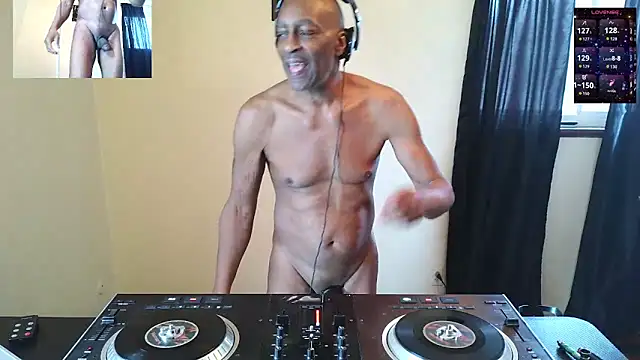 longdick4you8686 online show from February 27, 8:08 pm