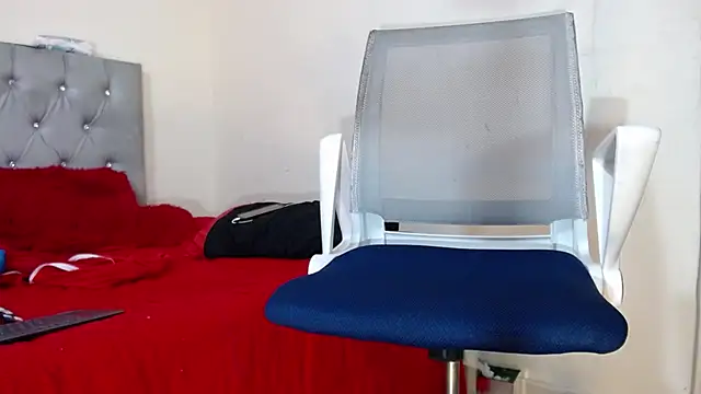 kilian xx online show from October 15, 7:05 am