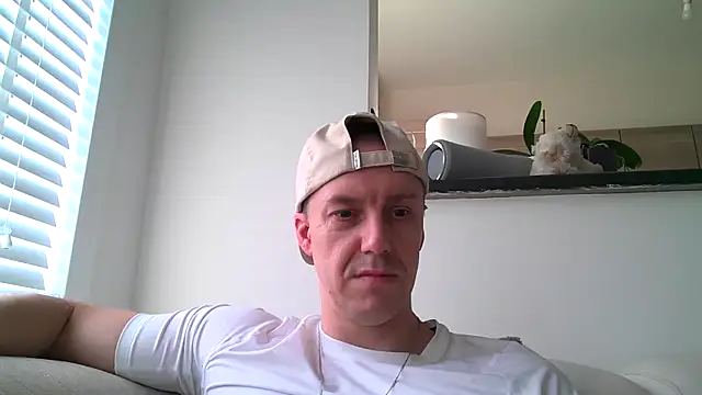 ploki2180 online show from November 9, 2:21 pm